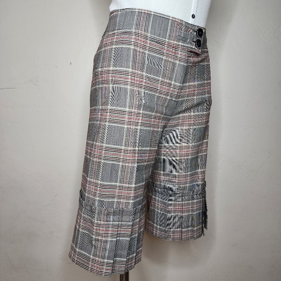 Carolina Herrera New York Lightweight Stretch Wool Plaid Bermuda Shorts - Picture 9 of 13